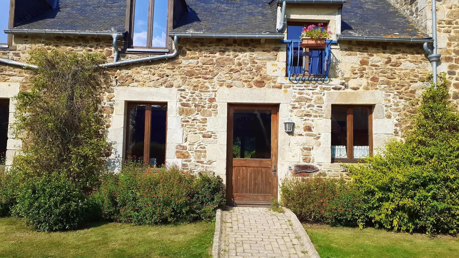 La Julerie, 4 Gites En Campagne Avec Piscine Corseul Franciaország