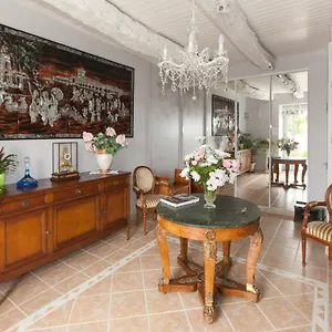 Bed & Breakfast D'hotes - Les Palmiers, Corseul